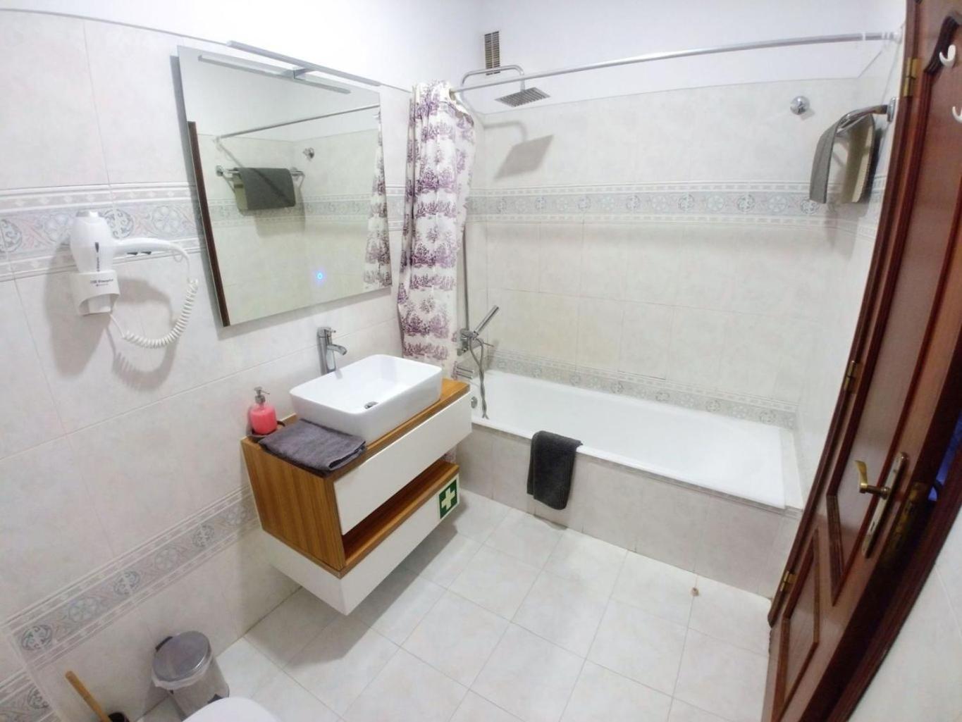 Be Local - Apartment With 3 Bedroom Near Oriente Station In Lisbon Bagian luar foto